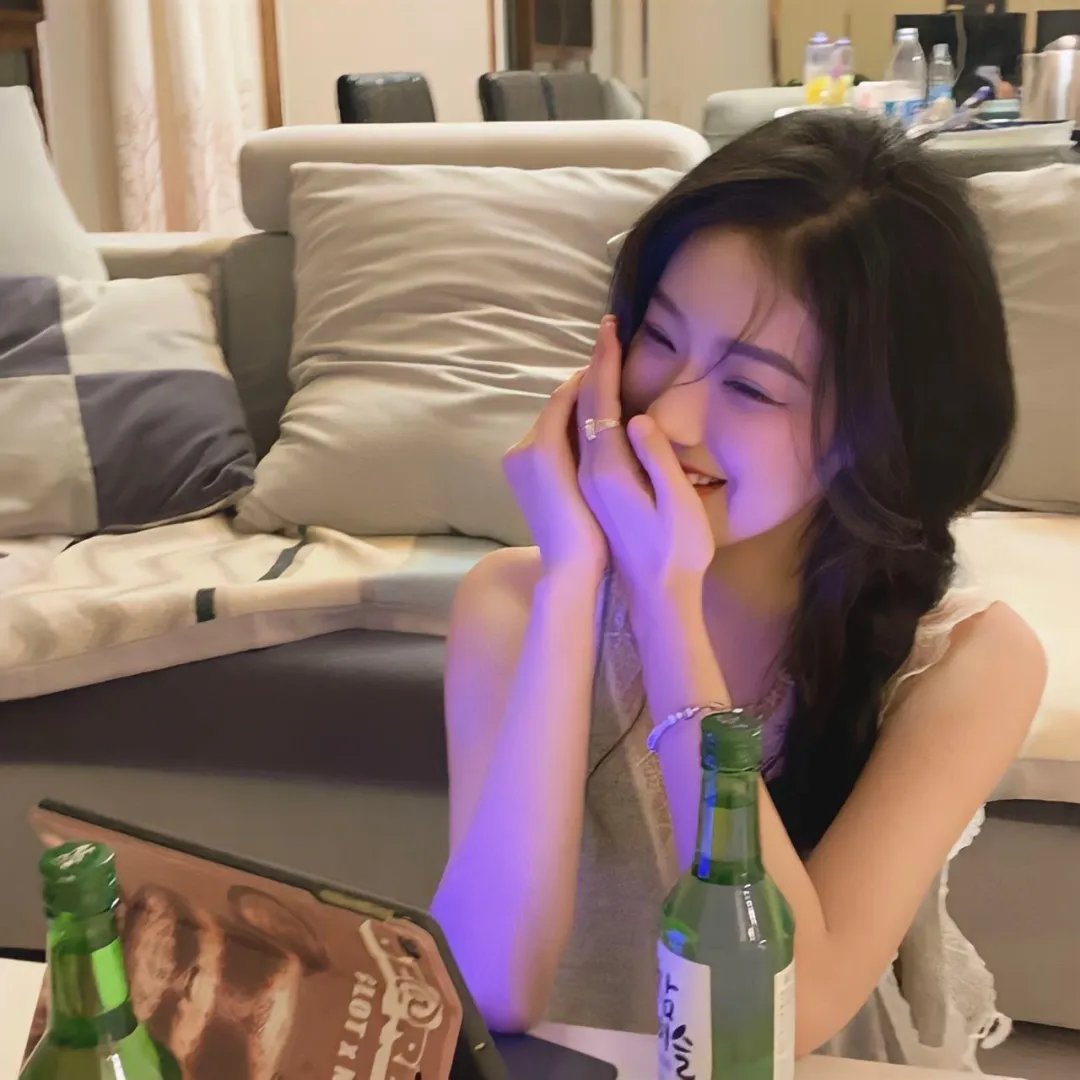 选秀导师决赛夜爆冷，节目组紧急叫停，深夜持续发酵
